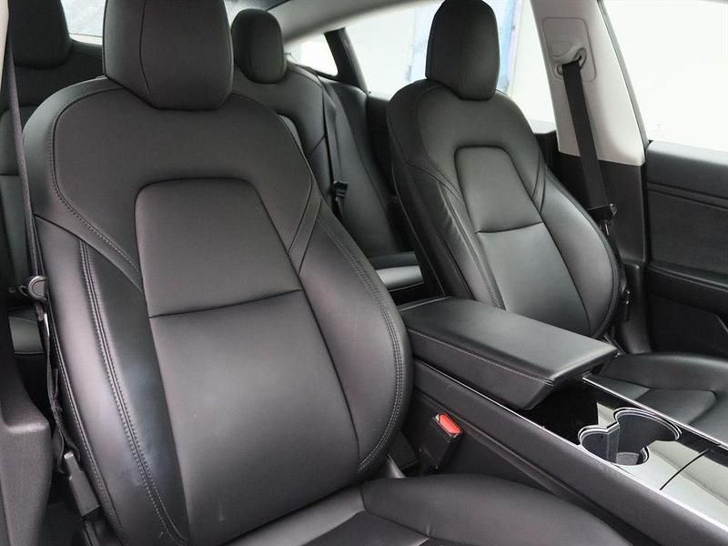 Usado Tesla Model 3 Standard Range 225 kW (306 CV) 2020 Gris Berlina