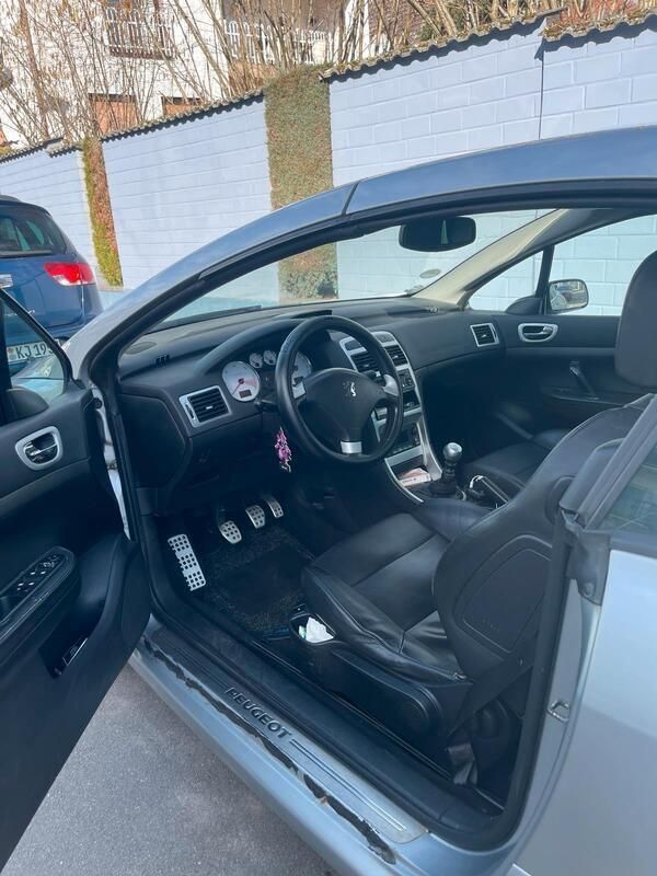 Silber Gebraucht 2006 Peugeot 307 CC Cabrio | 1.950 € (Fairer Preis) - Bild 1/4