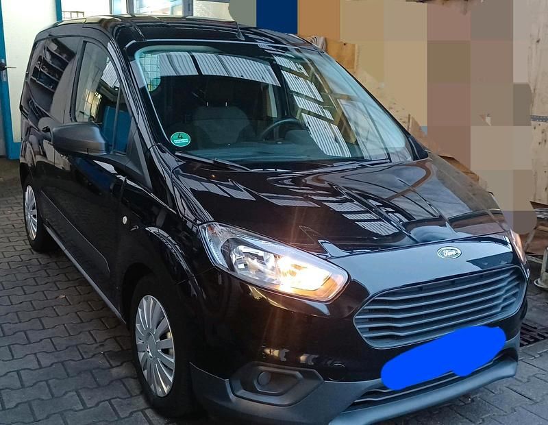 Schwarz Gebraucht 2019 Ford Transit Kombi | 6.799 € (Superpreis) - Bild 1/4