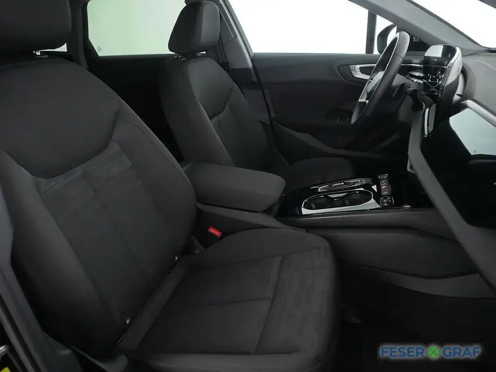 Second-hand Audi A5 Ambiente 150 CP (110 kW) 2025 Negru Break