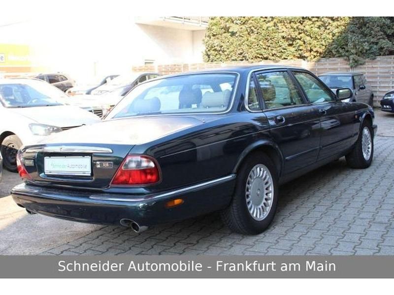 Gebraucht Jaguar XJ Executive 237 PS (174 kW) 1999 Gruen (metallic) Limousine