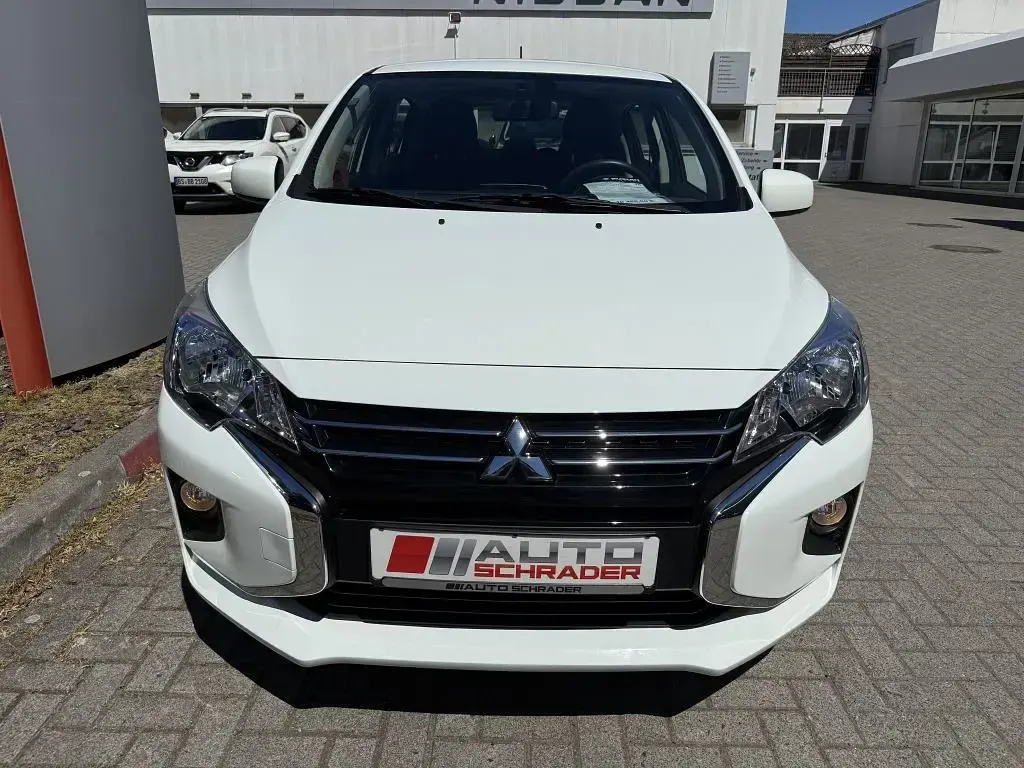 Brugt Mitsubishi Space Star Select 71 HK (52 kW) 2023 Hvid Hatchback