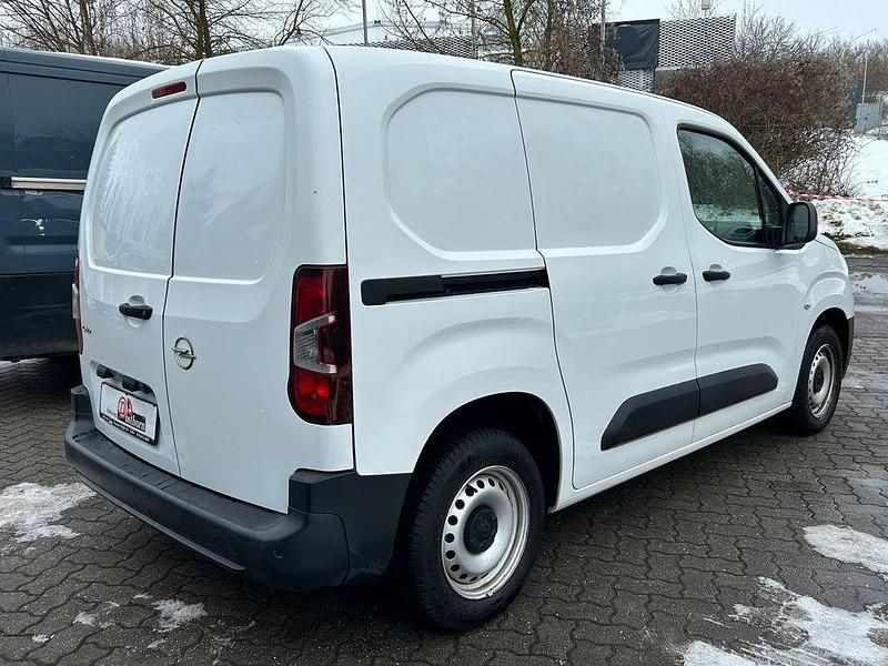 Gebraucht Opel Combo Selection 76 PS (55 kW) 2019 Weiß Van / Kleinbus