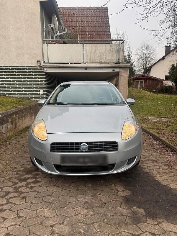 Gebraucht Fiat Punto 90 PS (66 kW) 2007 Silber Kleinwagen