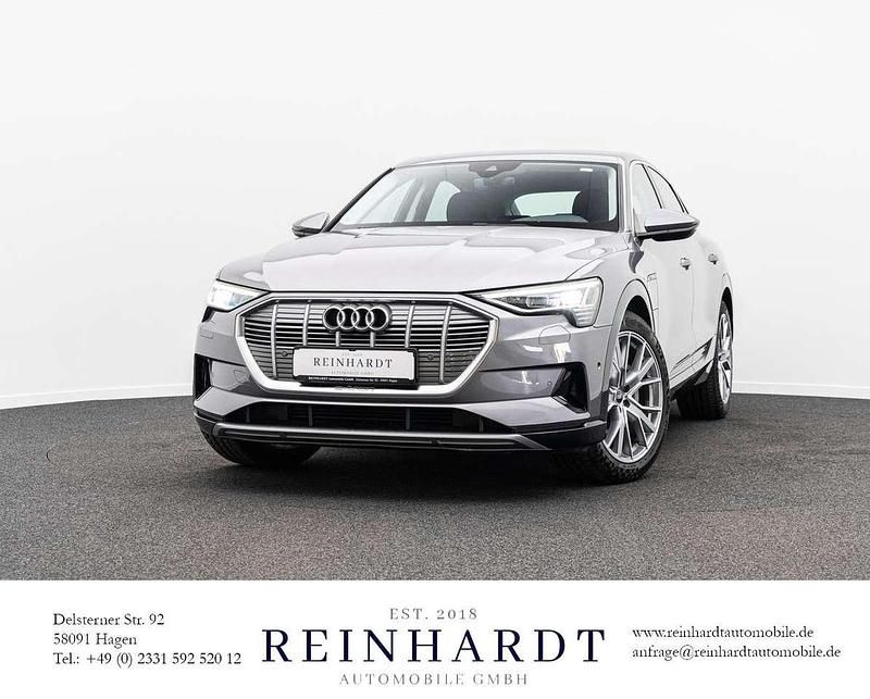Taifungrau metallic Gebraucht 2023 Audi e-tron Advanced Plus SUV | 33.990 € (Superpreis) - Bild 1/3