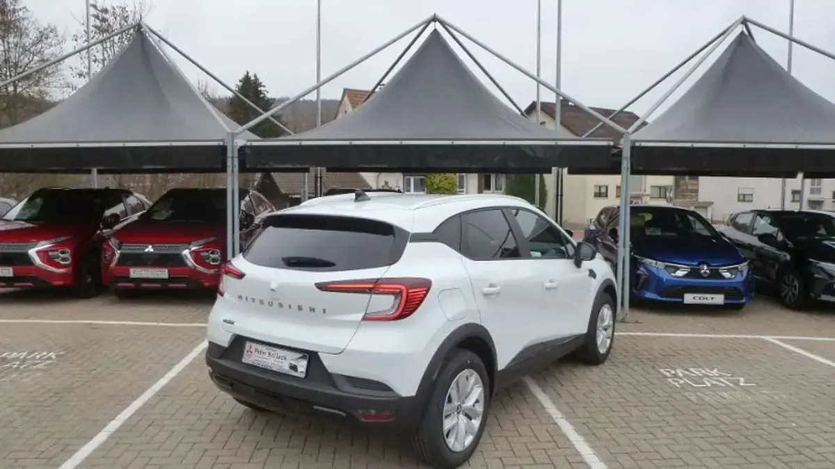 Neu Mitsubishi ASX Plus 91 PS (66 kW) 2025 Himalayaweiß SUV