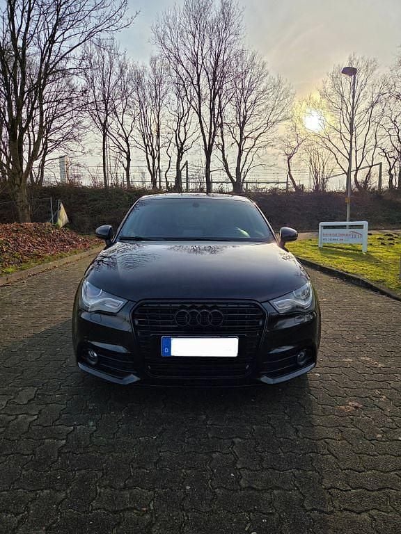 Gebraucht Audi A1 Ambition 143 PS (105 kW) 2014 Schwarz Kleinwagen