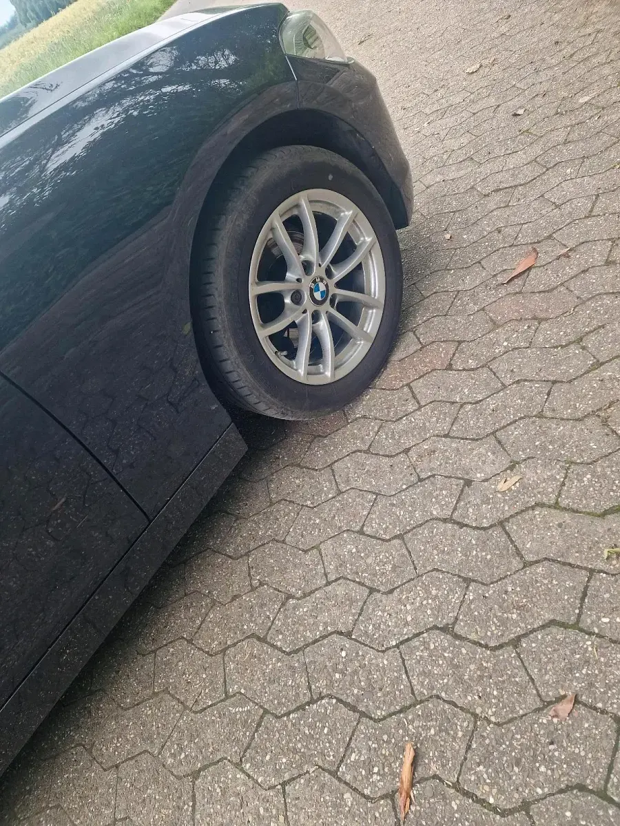 Gebraucht BMW 116 116 PS (85 kW) 2018 Schwarz Kleinwagen
