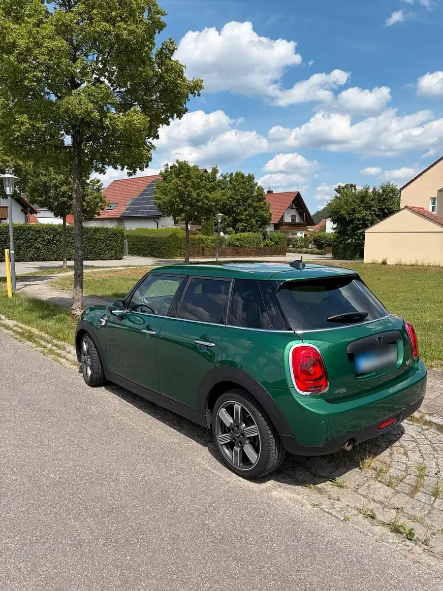 Gebraucht Mini ONE 75 PS (55 kW) 2020 Grün Kleinwagen