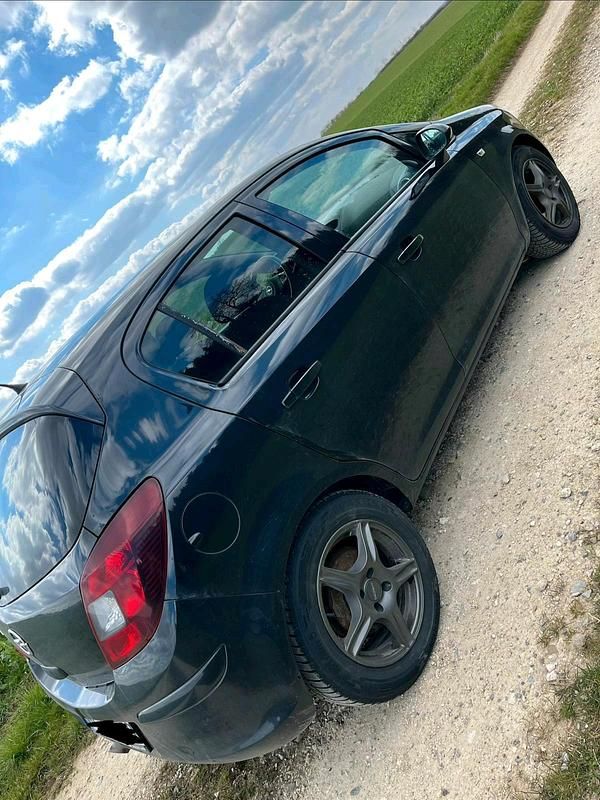 Gebraucht Opel Corsa 85 PS (62 kW) 2012 Schwarz Kleinwagen