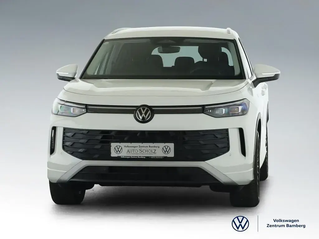 Gebraucht VW Tayron Life 150 PS (110 kW) 2025 Weiß SUV