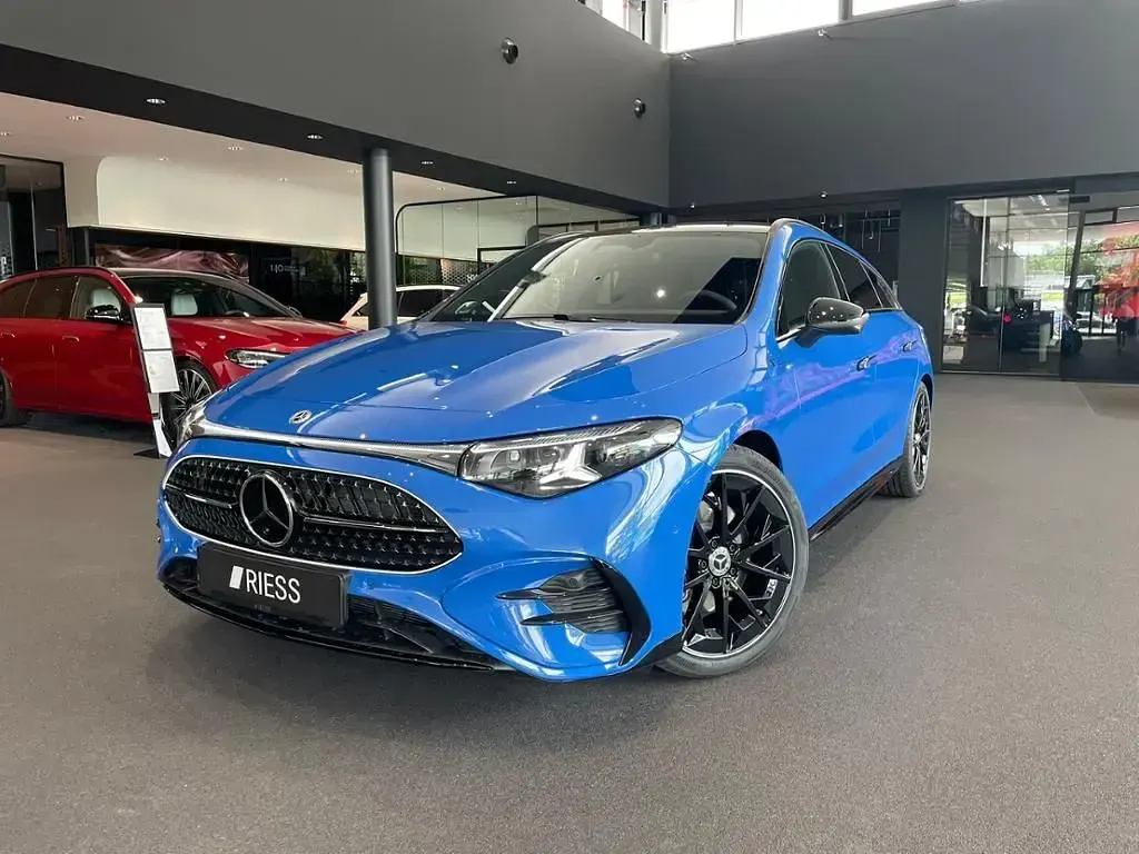 Gebraucht Mercedes CLA220 AMG 211 PS (155 kW) 2026 Blau Limousine