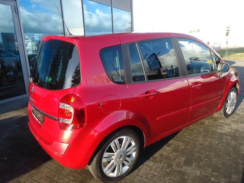 Gebraucht Renault Grand Modus Dynamique 88 PS (64 kW) 2011 Rot Van / Kleinbus