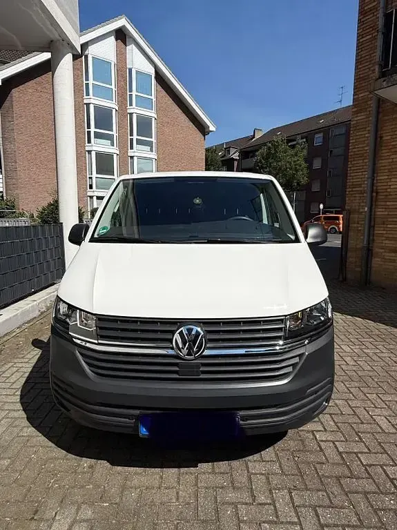 Gebraucht VW T6.1 110 PS (80 kW) 2022 Weiß Van