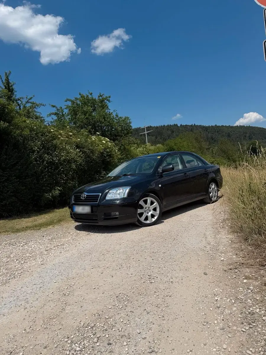 Gebraucht Toyota Avensis 163 PS (119 kW) 2006 Schwarz Limousine