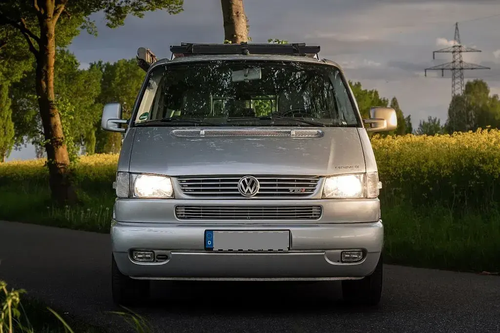 Gebraucht VW T4 151 PS (111 kW) 2003 Silber Van