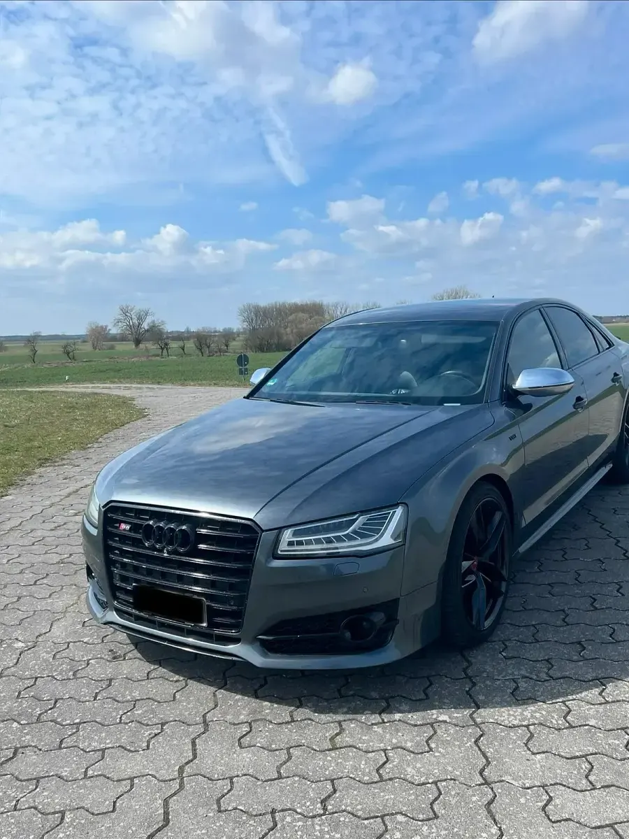 Gebraucht Audi S8 605 PS (444 kW) 2014 Grau Limousine