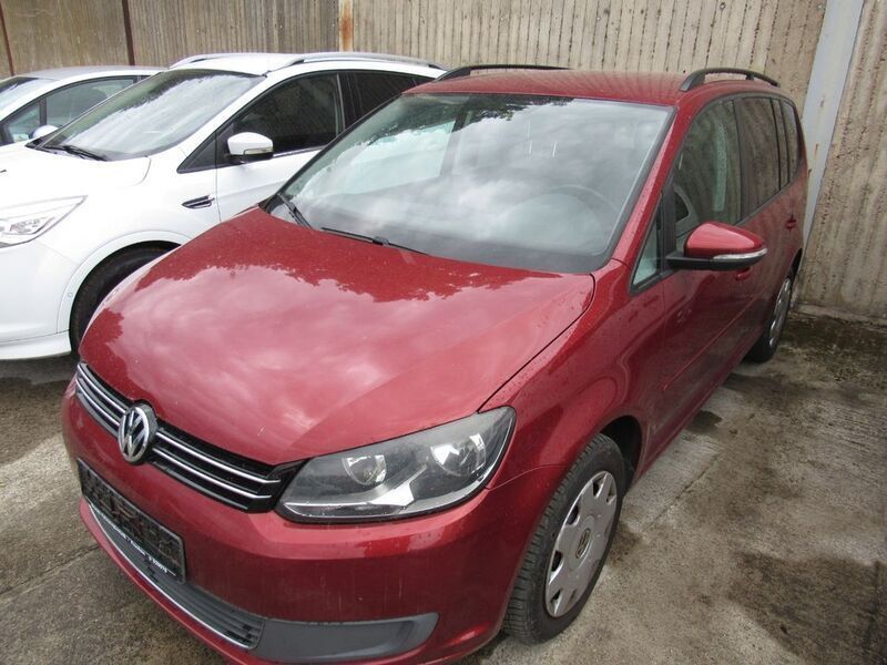 Rot Gebraucht 2011 VW Touran Van / Kleinbus | 4.500 € (Superpreis) - Bild 1/4