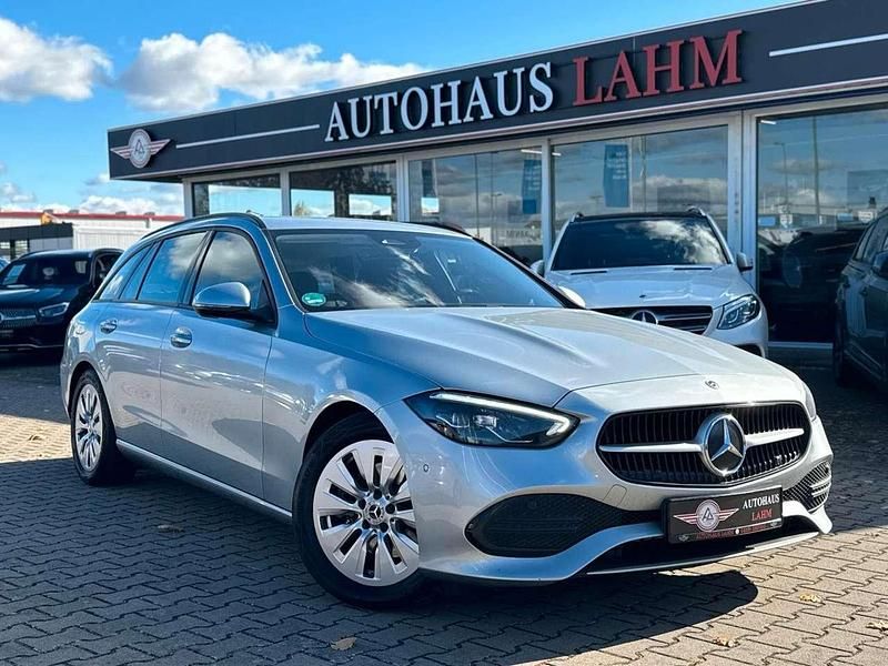 Hightech silber Gebraucht 2023 Mercedes C200 Business Kombi | 21.290 € (Etwas zu teuer) - Bild 1/4