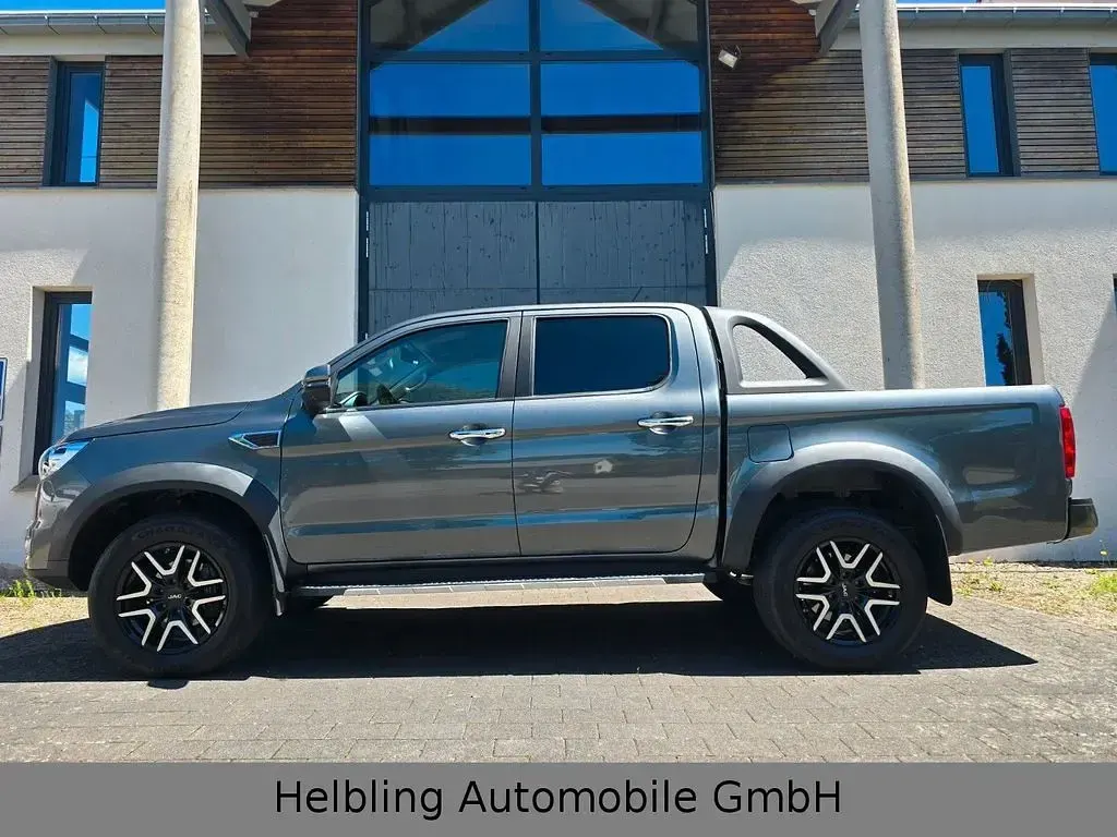 Gebraucht JAC JS8 204 PS (150 kW) 2025 Grau SUV