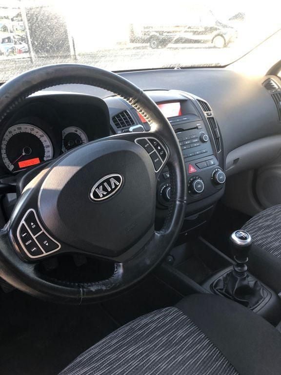 Gebraucht Kia Ceed 126 PS (92 kW) 2008 Kleinwagen