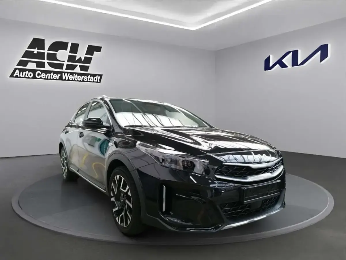 Neu Kia XCeed Vision 150 PS (110 kW) 2026 Zilinaschwarz SUV