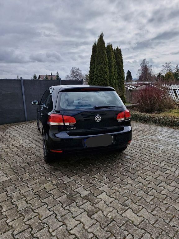 Gebraucht VW Golf VI Trendline 80 PS (58 kW) 2010 Schwarz Kleinwagen