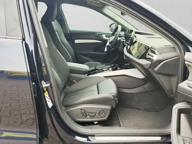 Gebraucht Audi A5 Ambiente 204 PS (150 kW) 2025 Firmamentblau metallic Kombi
