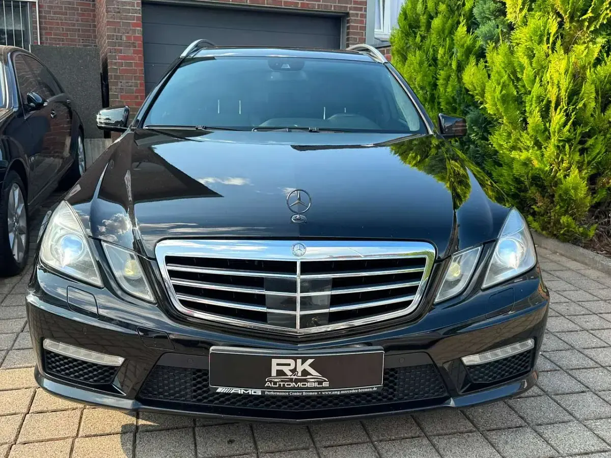Gebraucht Mercedes E63 AMG AMG 557 PS (409 kW) 2011 Obsidianschwarz  metalliclack Kombi
