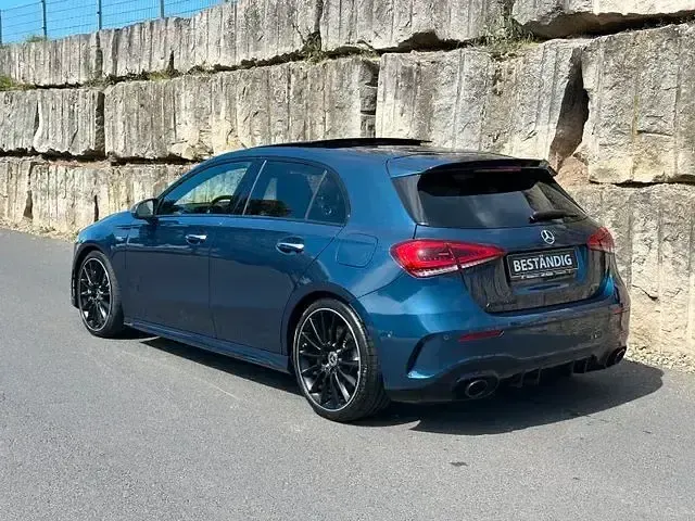 Gebraucht Mercedes A35 AMG AMG 306 PS (225 kW) 2020 Denimblau Limousine
