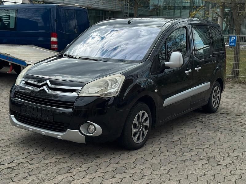 Gebraucht Citroën Berlingo 120 PS (88 kW) 2011 Schwarz Van / Kleinbus