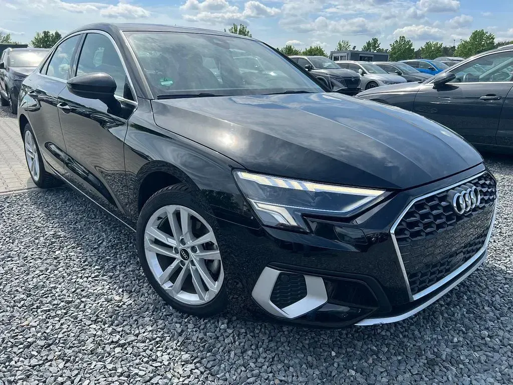 Gebraucht Audi A3 Advanced 150 PS (110 kW) 2023 Schwarz Limousine