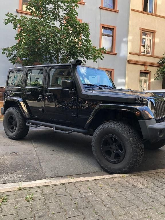 Schwarz Gebraucht 2017 Jeep Wrangler Unlimited SUV | 33.500 € (Superpreis) - Bild 1/4