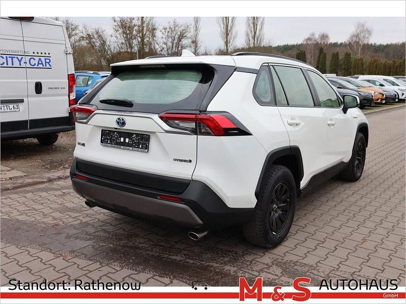Gebraucht Toyota RAV4 Hybrid Plus 222 PS (163 kW) 2020 Schneeweiß SUV
