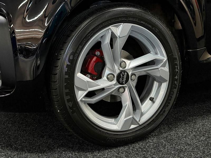 Second-hand Ligier JS50 2023 Negru Hatchback