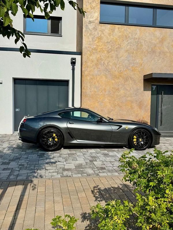 Gebraucht Ferrari 599 620 PS (456 kW) 2011 Grau Coupé