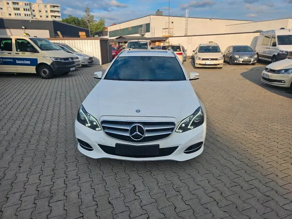 Gebraucht Mercedes E350 258 PS (189 kW) 2016 Weiß Kombi