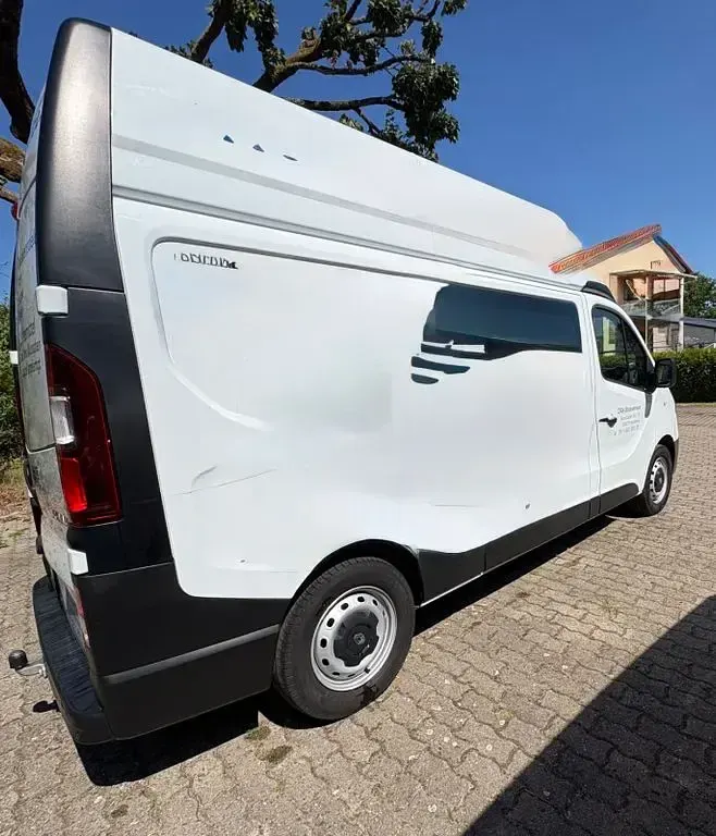 Gebraucht Renault Trafic 145 PS (106 kW) 2020 Weiß Van / Kleinbus