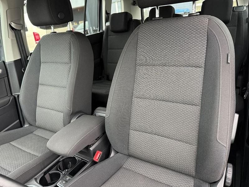 Gebraucht VW Touran Sport 150 PS (110 kW) 2023 Delfingrau metallic Van / Kleinbus