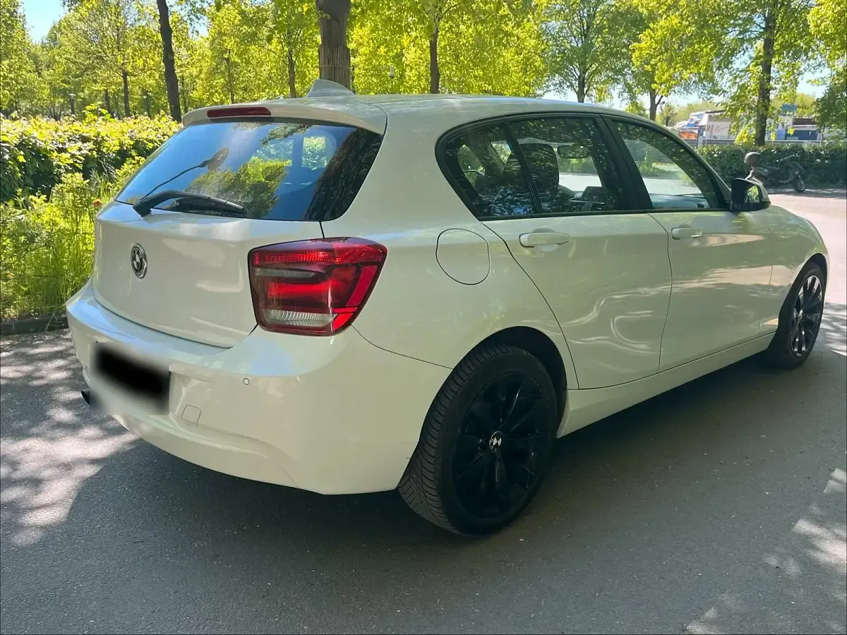 Second-hand BMW 114 102 CP (75 kW) 2013 Alb Hatchback