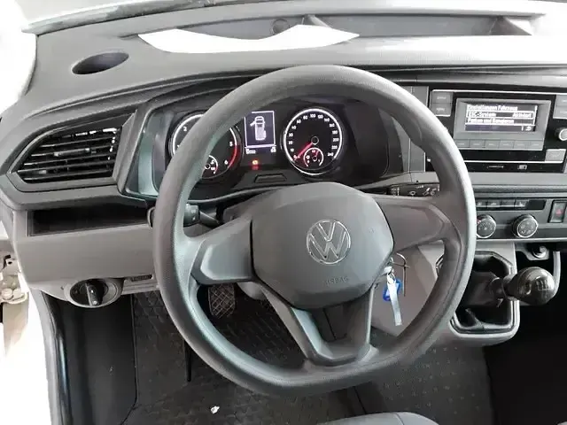 Gebraucht VW T6.1 110 PS (80 kW) 2021 Weiß Van