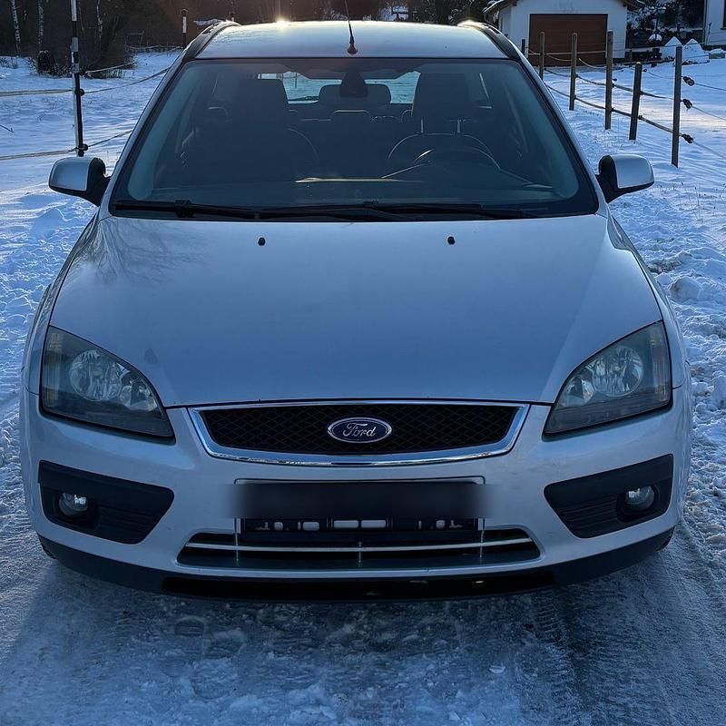 Gebraucht Ford Focus 101 PS (74 kW) 2005 Grau Kombi