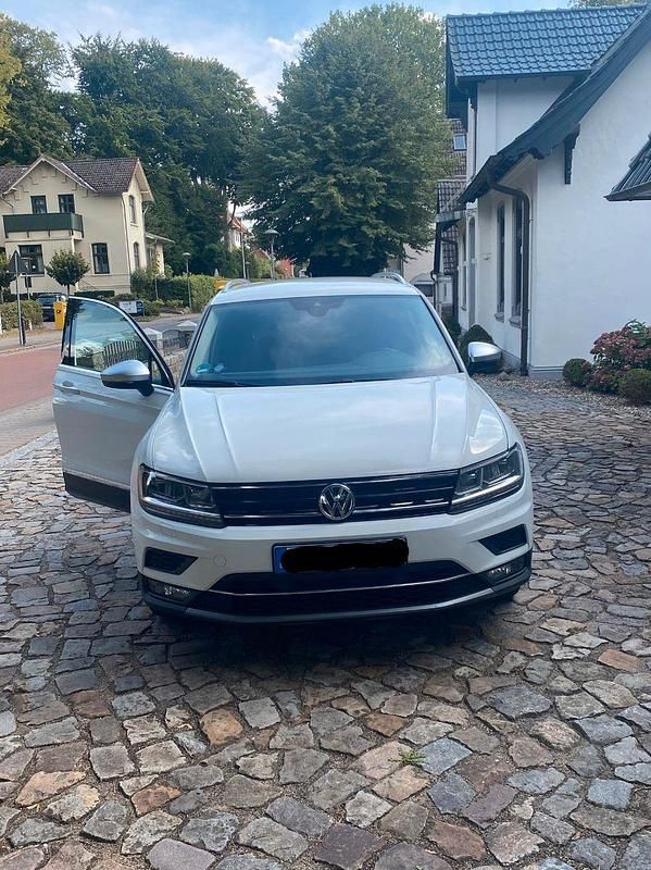 Weiß Gebraucht 2020 VW Tiguan SUV | 17.500 € (Superpreis) - Bild 1/4