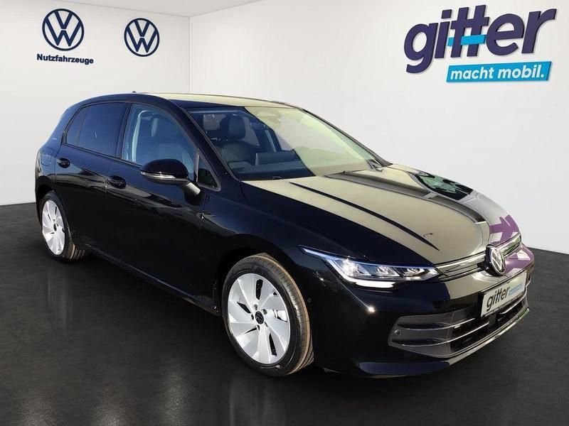 Neu VW Golf VIII 150 PS (110 kW) 2026 Schwarz Limousine
