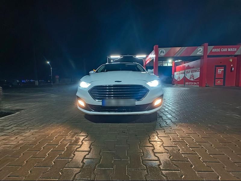 Gebraucht Ford Mondeo 150 PS (110 kW) 2019 Weiß Kombi