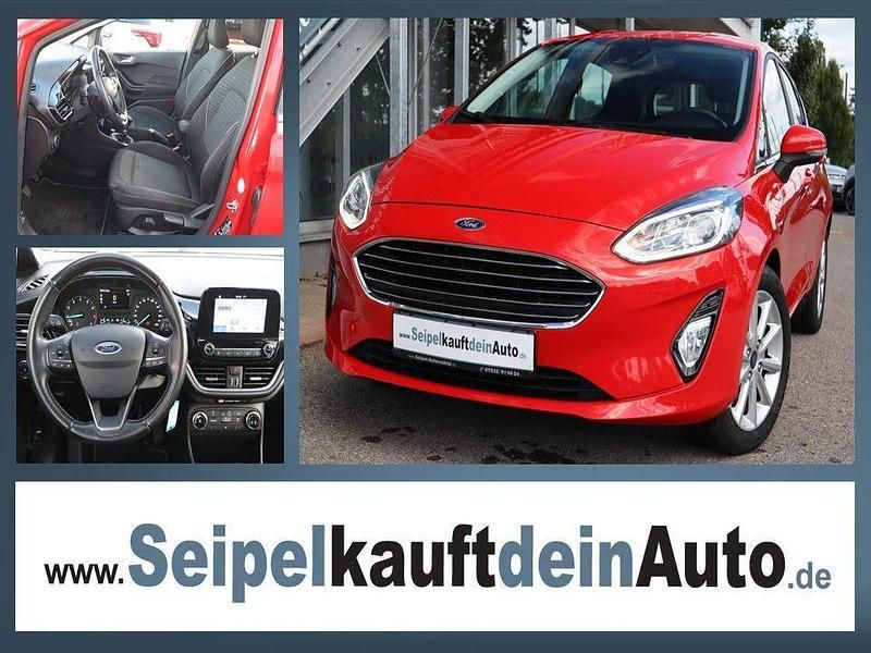 Rot Gebraucht 2018 Ford Fiesta Titanium Kleinwagen | 11.895 € (Fairer Preis) - Bild 1/2