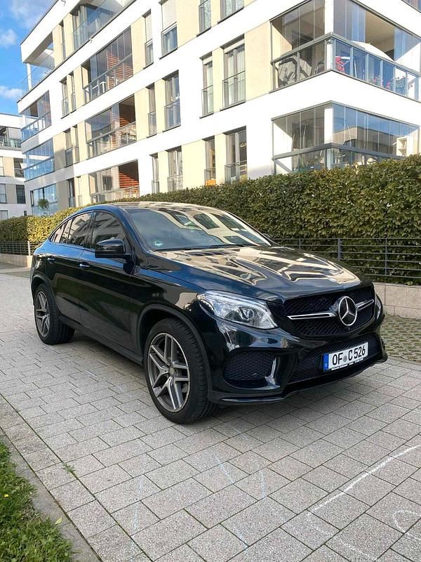 Schwarz Gebraucht 2017 Mercedes GLE350 Coupé | 29.999 € (Guter Preis) - Bild 1/4