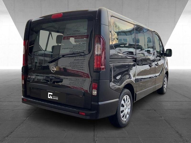 Gebraucht Nissan NV300 Comfort 145 PS (106 kW) 2021 Jet black (m) Van