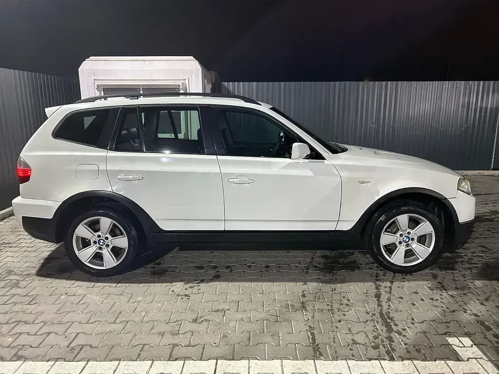 Gebraucht BMW X3 Sport Line 177 PS (130 kW) 2009 Weiß SUV