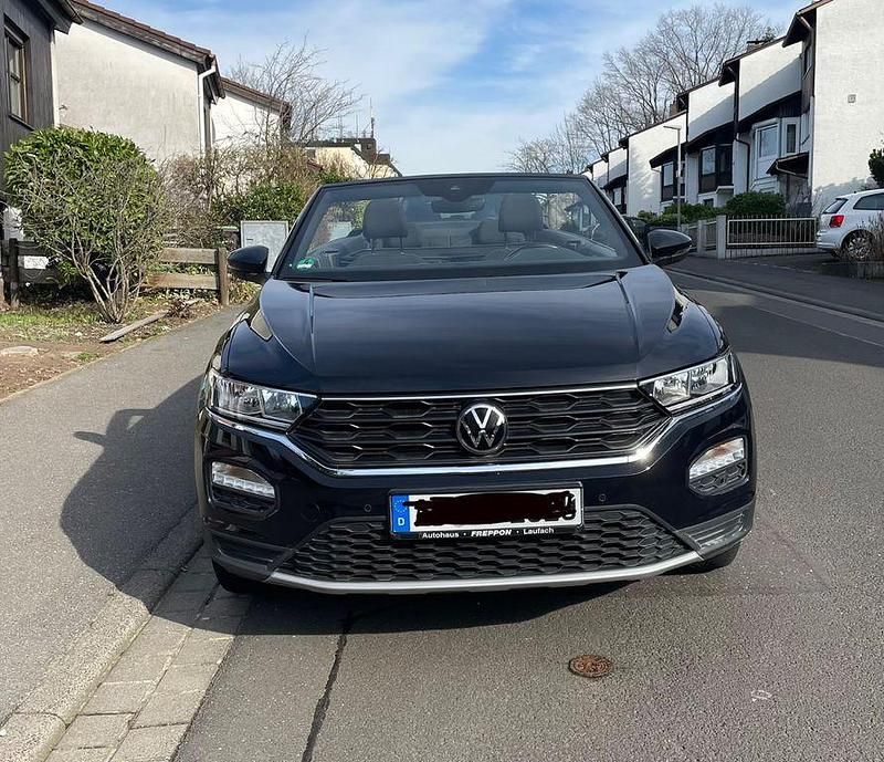 Gebraucht VW T-Roc Cabriolet Active 110 PS (80 kW) 2021 Schwarz Cabrio
